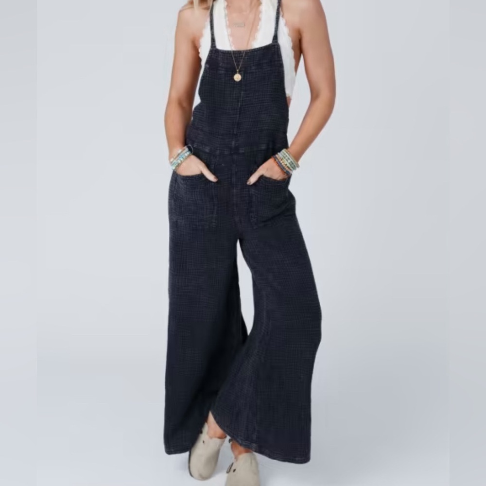 Easel charcoal jumpsuit overalls size Small BNWT
